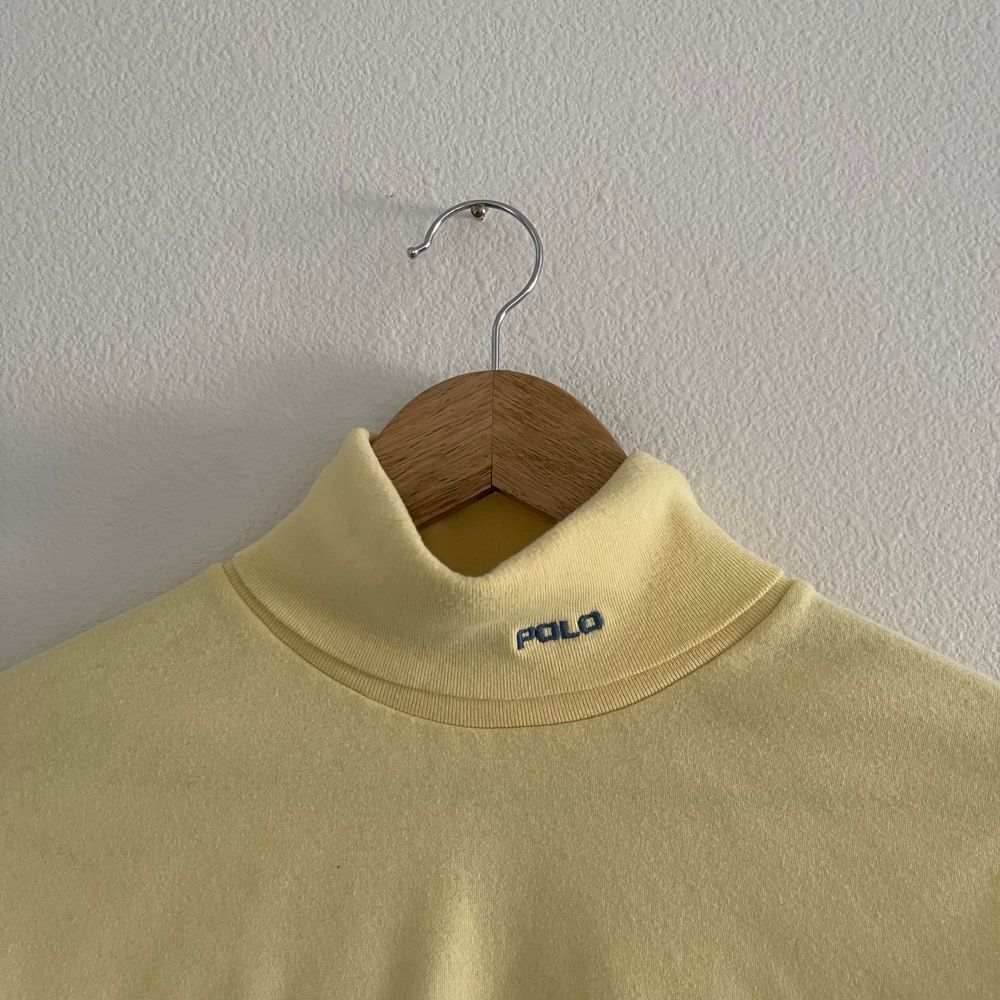 Vintage Y2K Preppy Polo Ralph Lauren Pale Yellow Slouchy Turtleneck - Picture 4 of 10